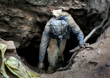 Disaster: Two Brothers Suffocate To D*ath In A Mine Shaft