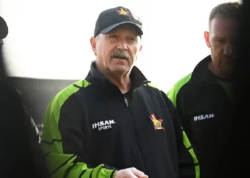 Cricket team coach Dave Houghton resigns