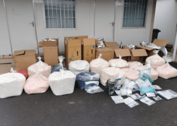 Two cops arrested for clandestine drug laboratory