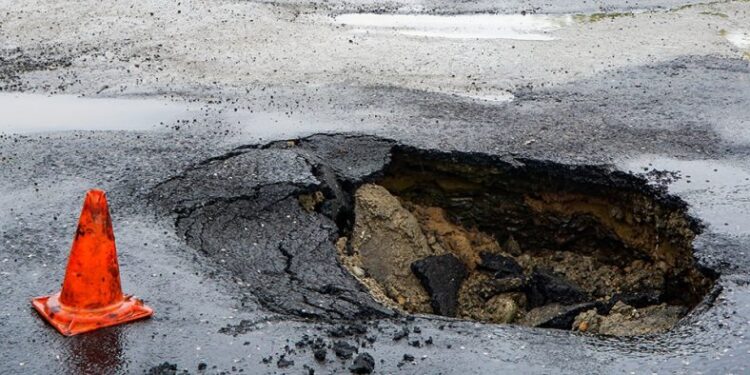 Rehabilitate our roads  please-Marondera residents