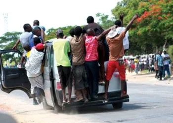Police warn rank marshals and touts over bus terminus control in Harare