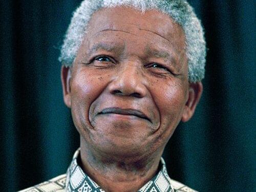 Auction of Nelson Mandela’s personal items suspended