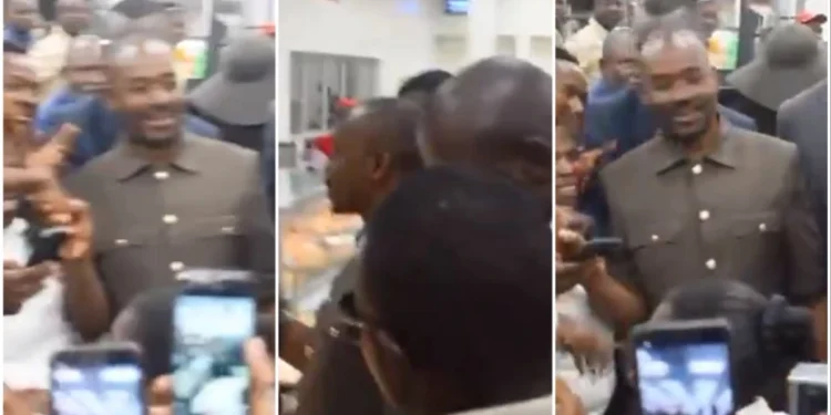 Video: Nelson Chamisa causes commotion in a Masvingo supermarket