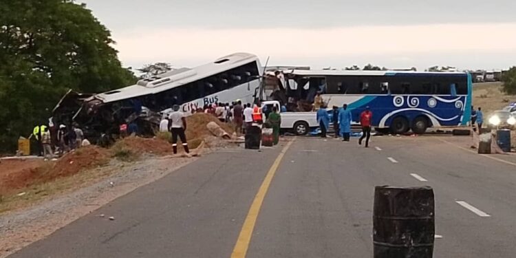 7 perish as  two buses collide