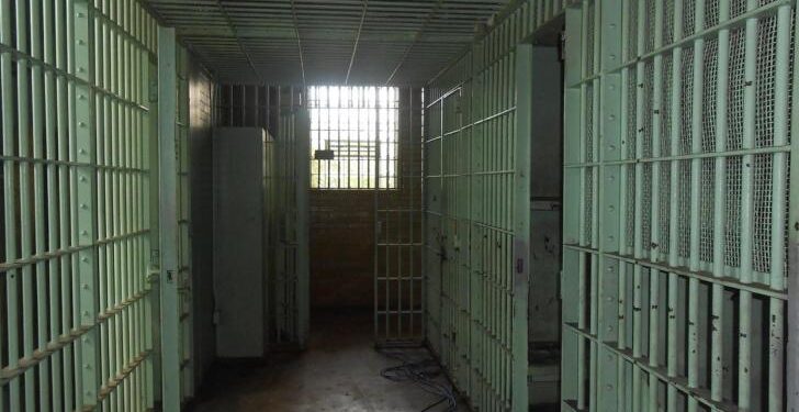 Bindura hospital guards jailed 3 years for @ss@_lting fellow worker