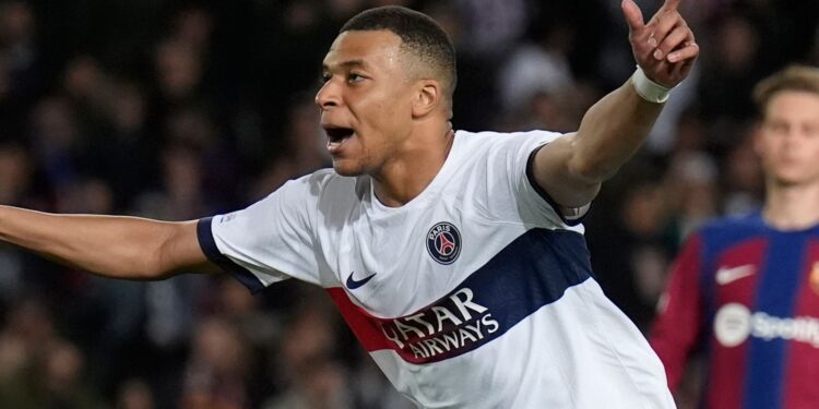 PSG fights back from 3-2