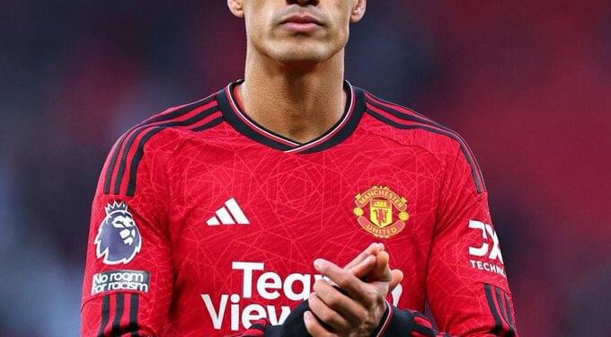 Raphael Varane Bids Farewell to Manchester United