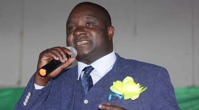Sir Wicknell Ndokumbirawo mota , Zivhu begs Chivayo
