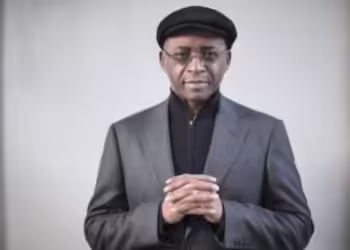 Strive Masiyiwa slams fan