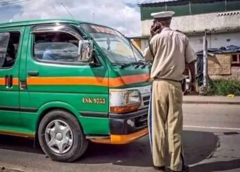 Six pupils jump out of moving bus to escape @bduction