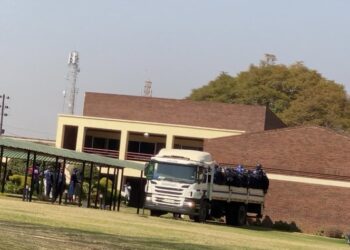 Just In : Riot police crack down on students , over 60 arrested