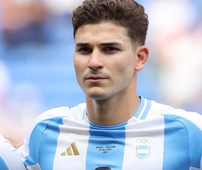 Julián Álvarez set to join Atlético Madrid