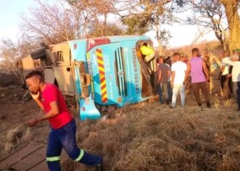 Five de@d, several !njured in Zimbabwe-Bound Bus crash in South Africa’s Limpopo Province