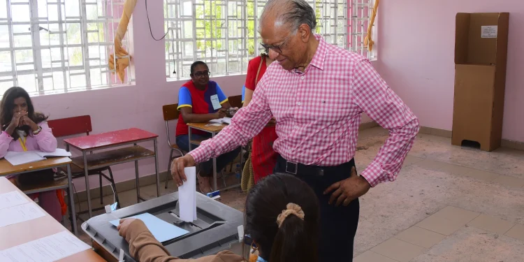 Ostallos congratulates Ramgoolam on election victory
