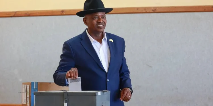 Zimbos react as Nick Mangwana congratulates opposition after Botswana’s Masisi accepts defeat