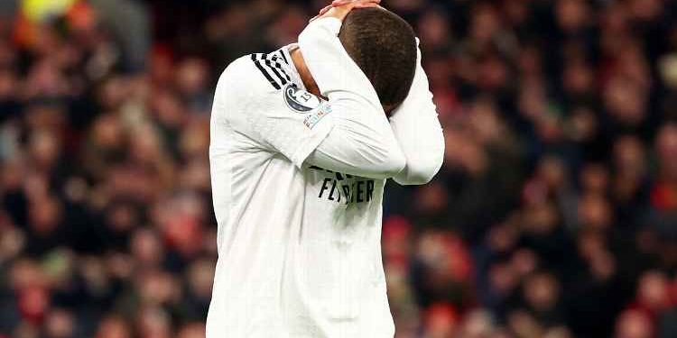 Mbappé misses second penalty in Real Madrid shirt