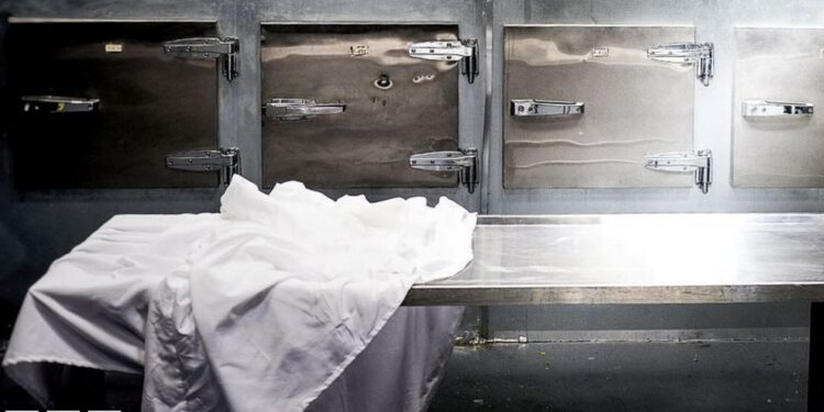 Dead Body Goes Missing : Nurse Arrested